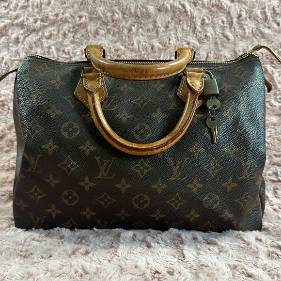Louis Vuitton Handbags - LOUIS VUITTON Monogram Speedy 30